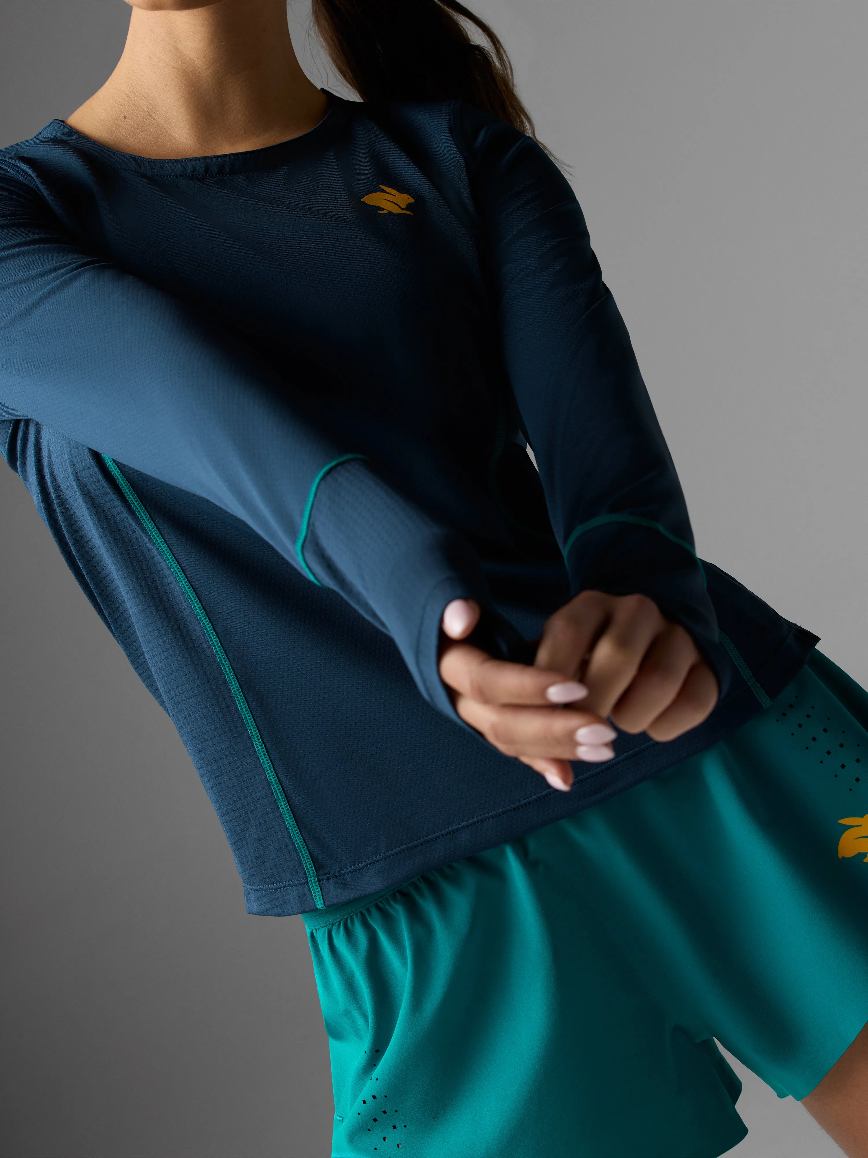 Tempo Tee LS sold by rabbit product image thumbnail 5