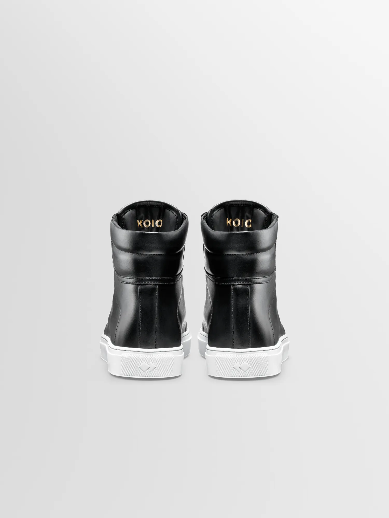 Primo in Onyx sold by Koio product image thumbnail 4