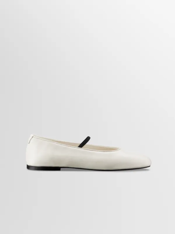 Aurora in Crema sold by Koio