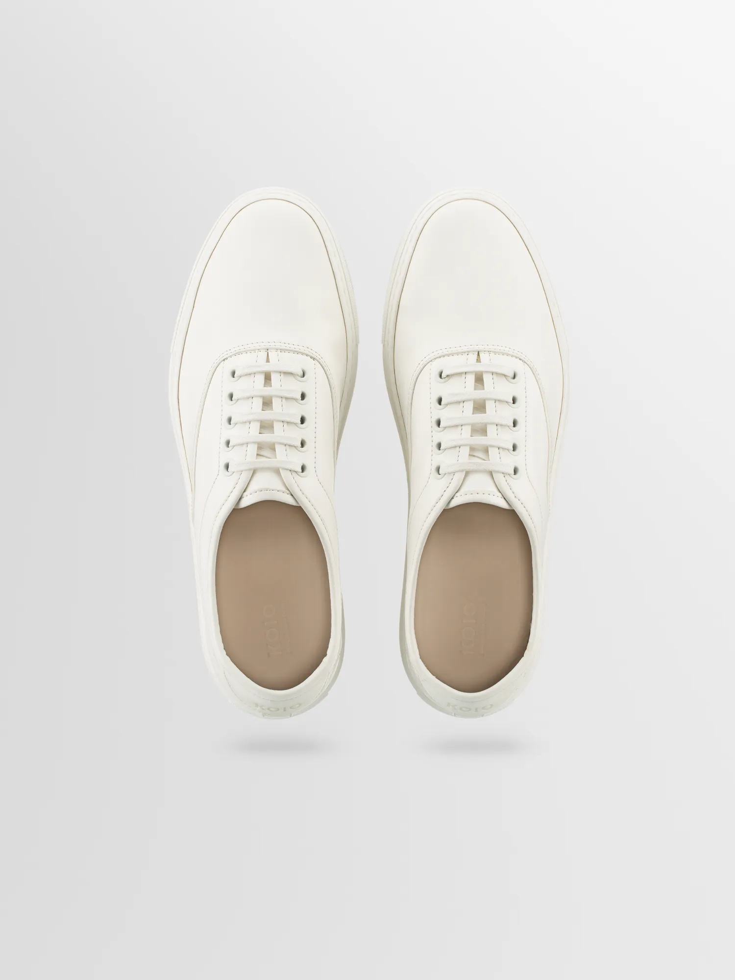 Portofino Leather Sneaker in Antique White sold by Koio product image thumbnail 3