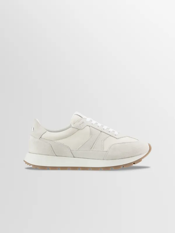 Retro Runner in Cloud sold by Koio