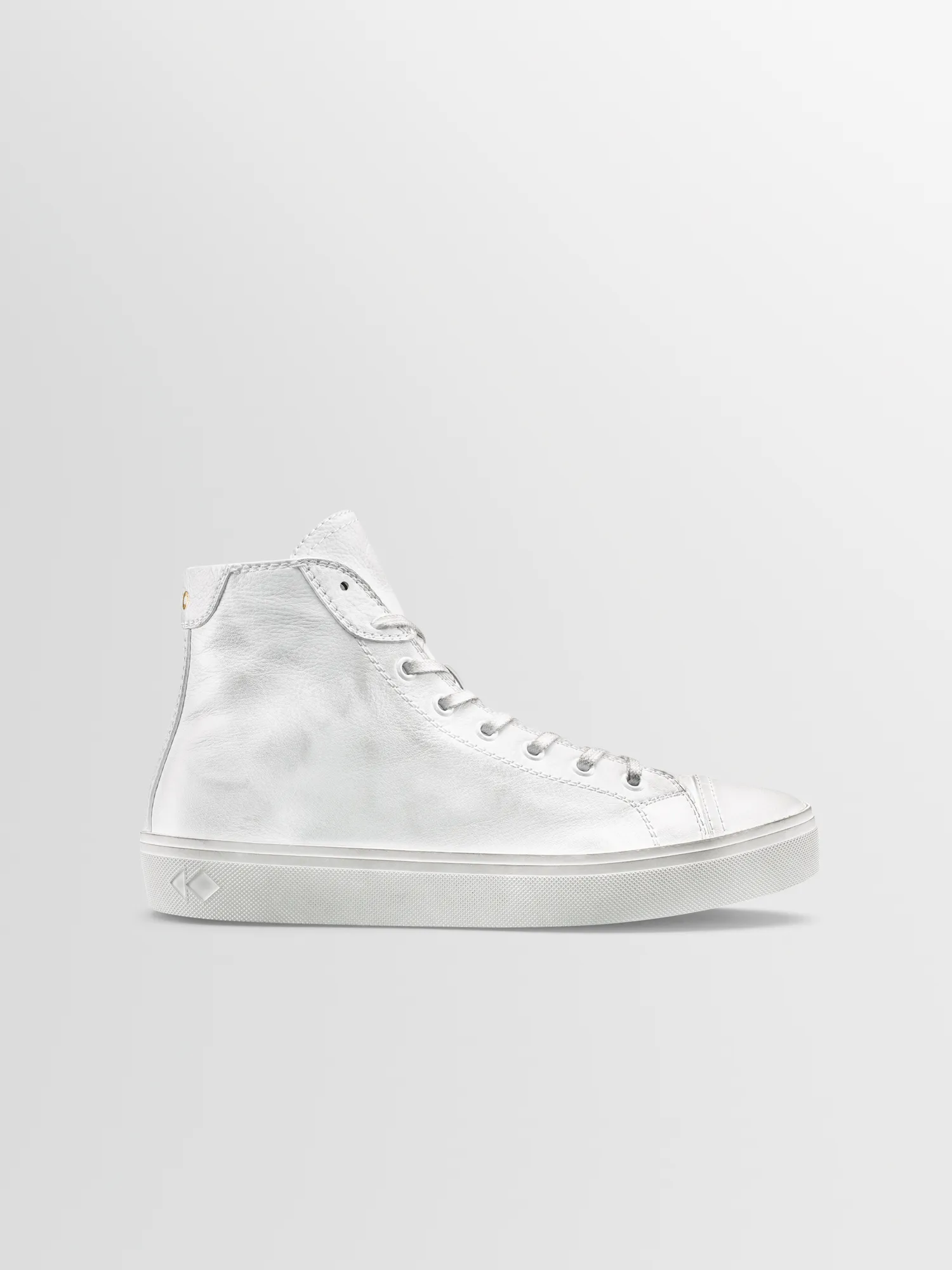 Court in Chalk Distressed sold by Koio