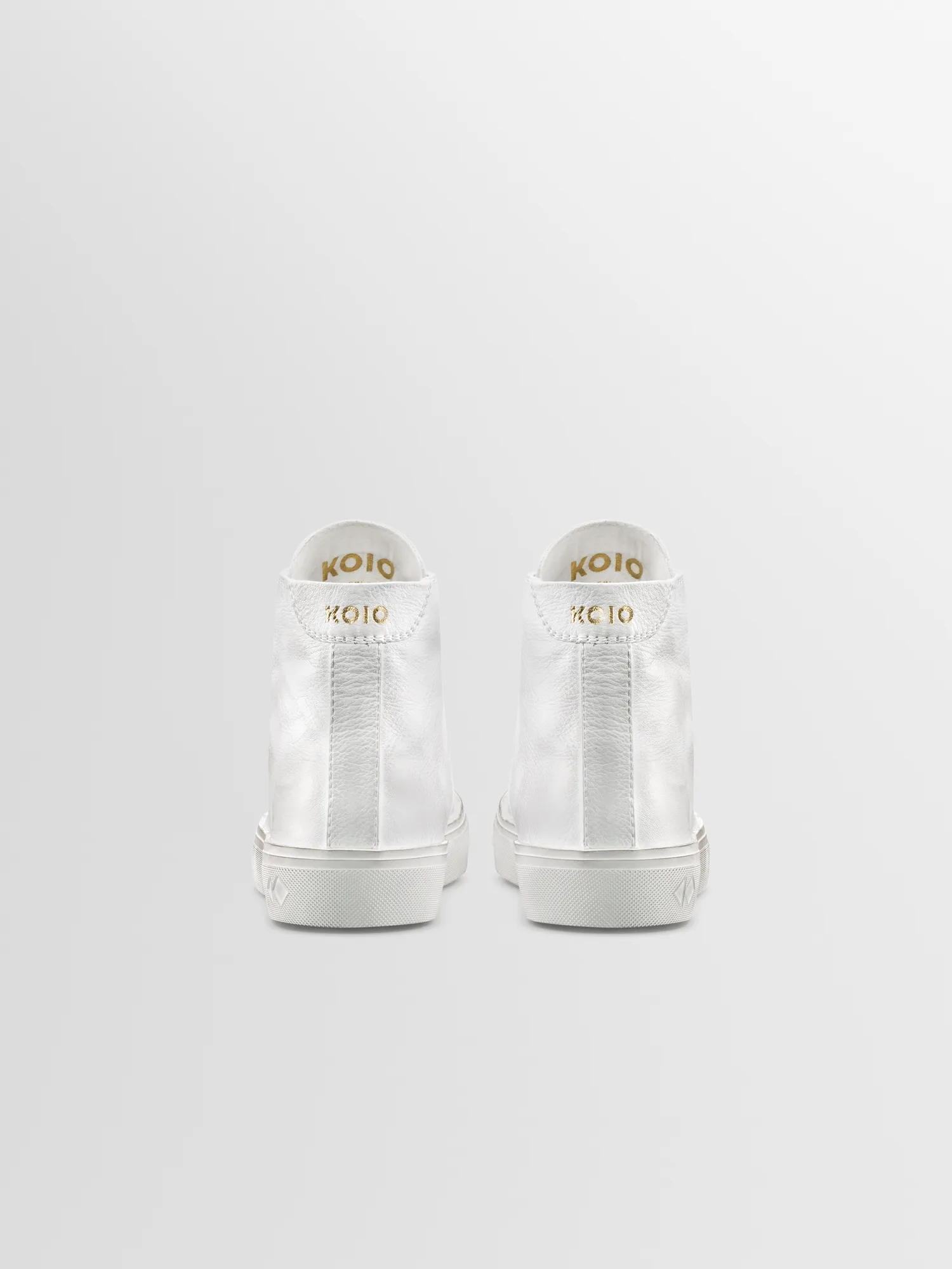 Court in Chalk Distressed sold by Koio product image thumbnail 4