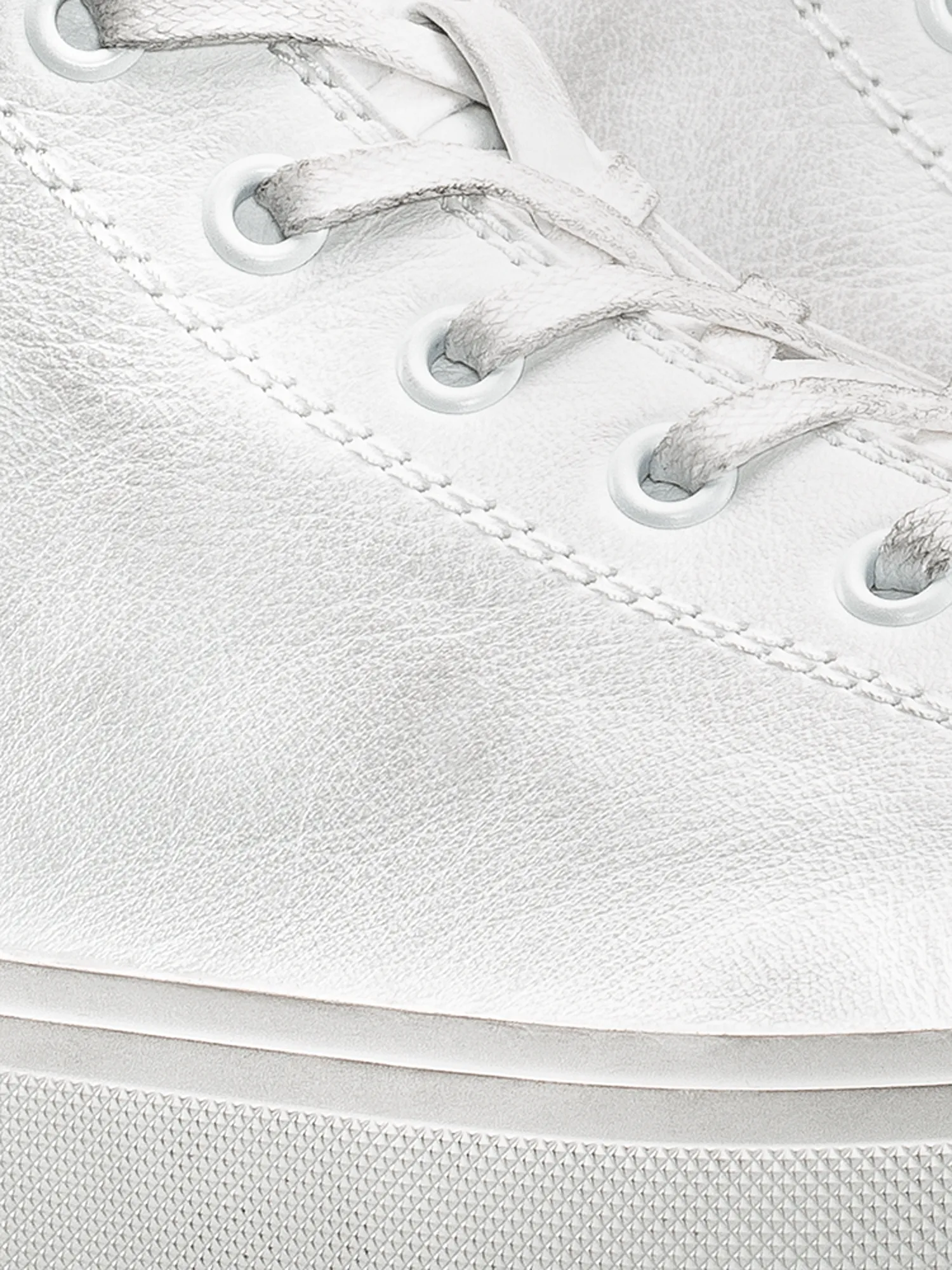 Court in Chalk Distressed sold by Koio product image thumbnail 5