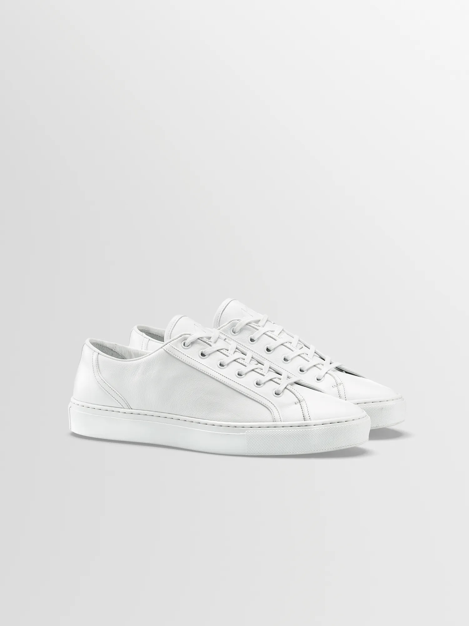 Torino in Triple White sold by Koio product image thumbnail 2