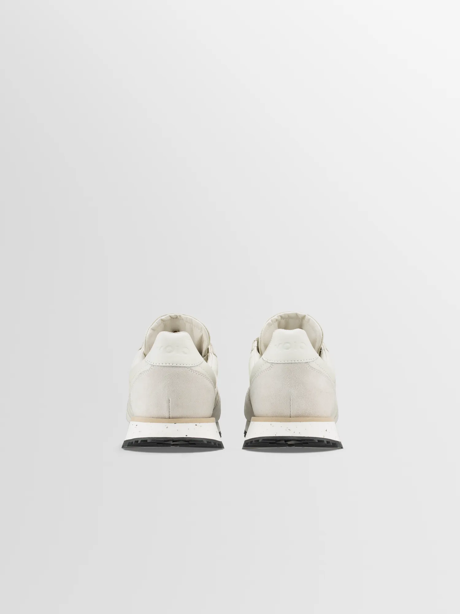 Retro Runner in Cloud sold by Koio product image thumbnail 3