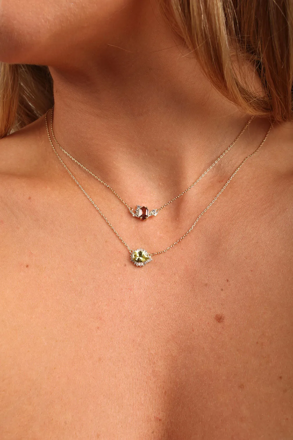 Pine Cone sold by Oomiay product image thumbnail 2