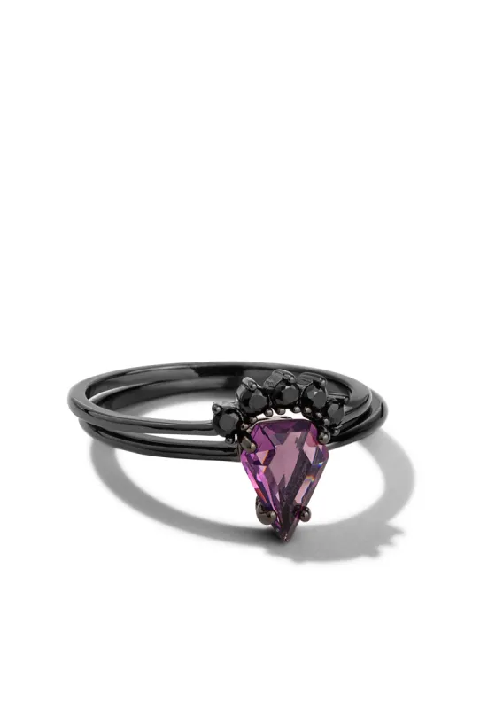 Girlboss Ring sold by Oomiay