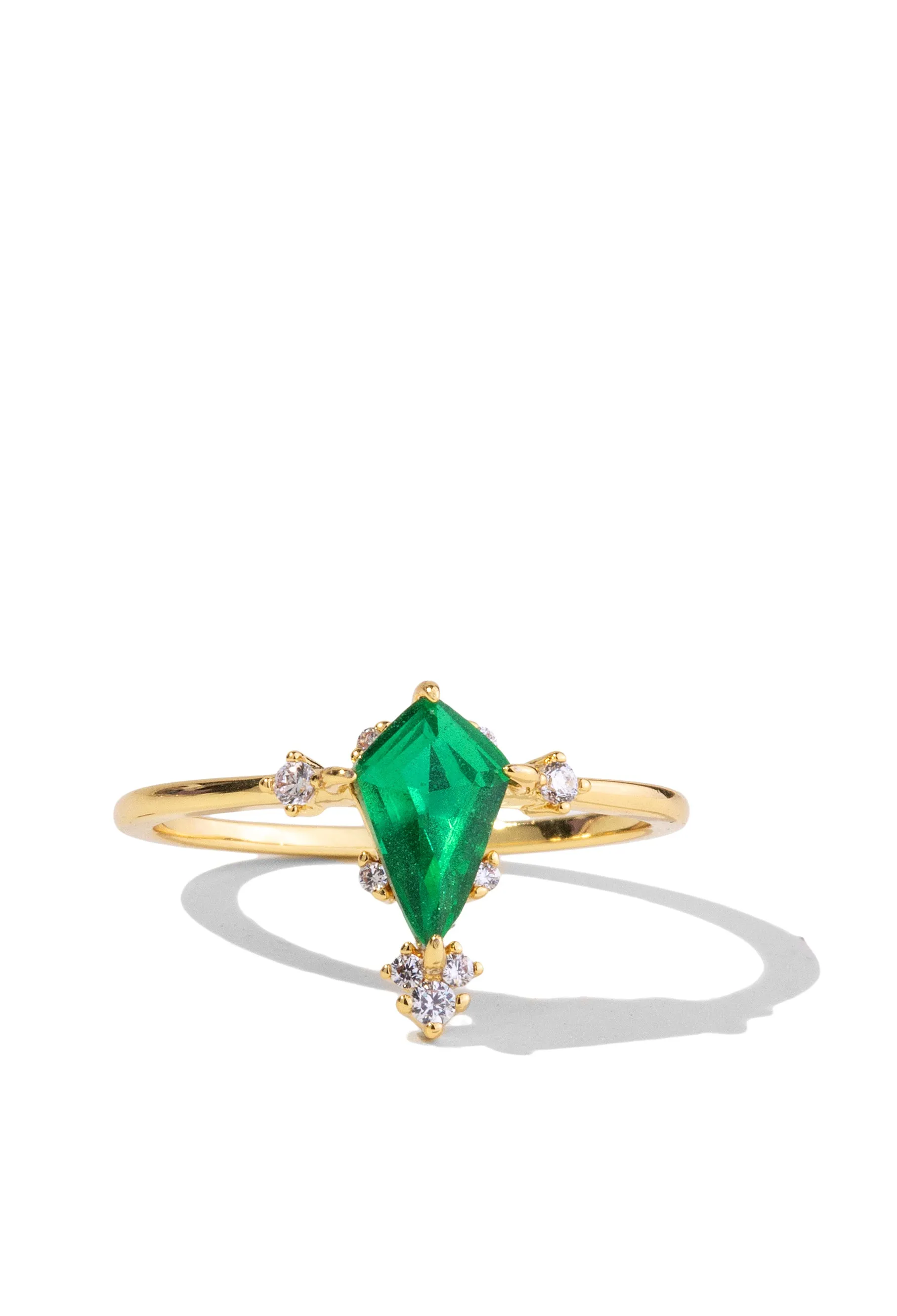 Fairway Ring sold by Oomiay