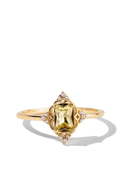 Capsul Ring sold by Oomiay