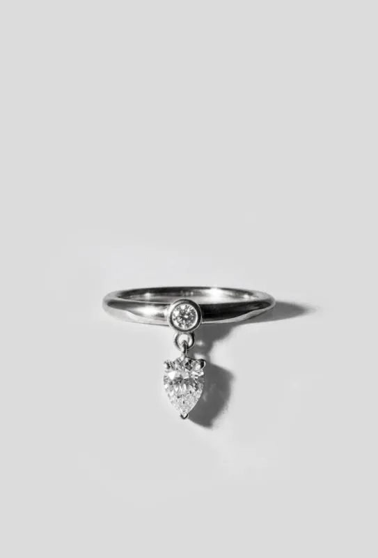 Alice | Sterling Silver Ring made by Oomiay