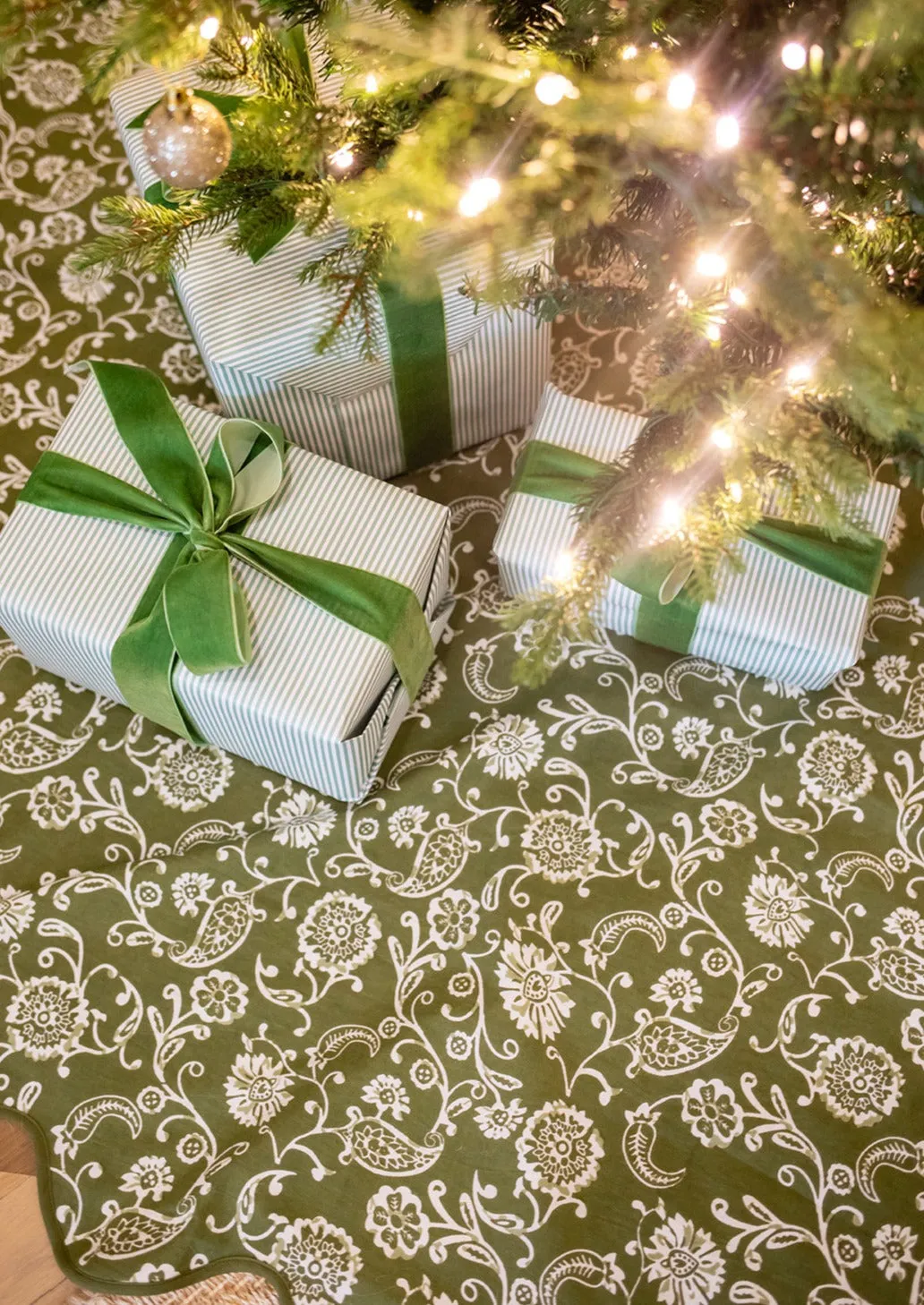 Moss Petunia Tree Skirt sold by Julia Amory product image thumbnail 2