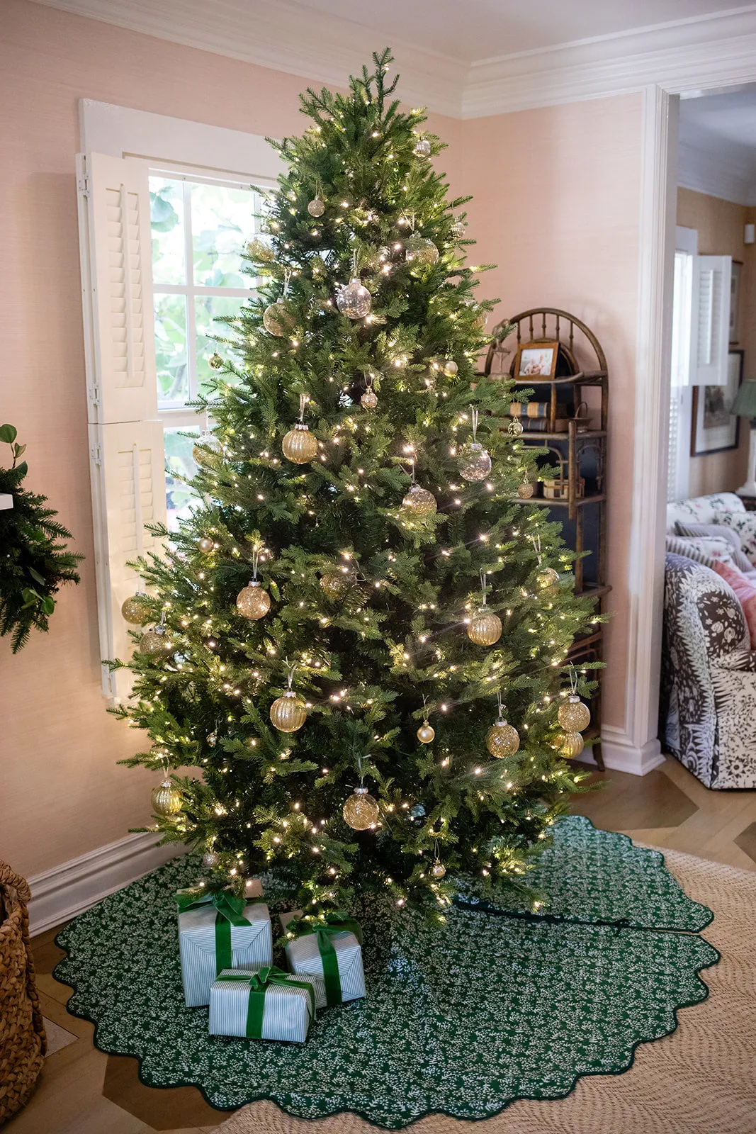 Pine Petite Fleur Tree Skirt sold by Julia Amory product image thumbnail 4