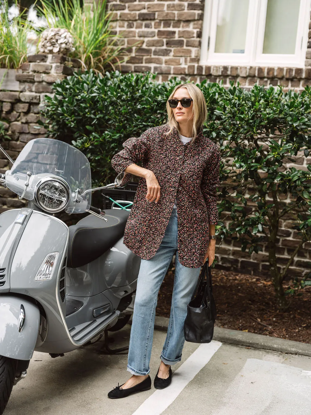 Oversized Dakota - Marylebone sold by Julia Amory product image thumbnail 2