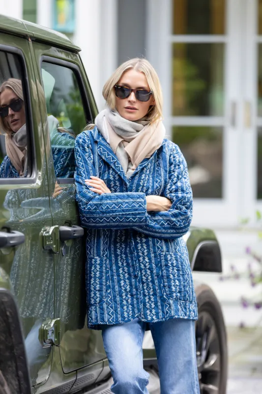 Oversized Dakota - Navy Zig Zag sold by Julia Amory
