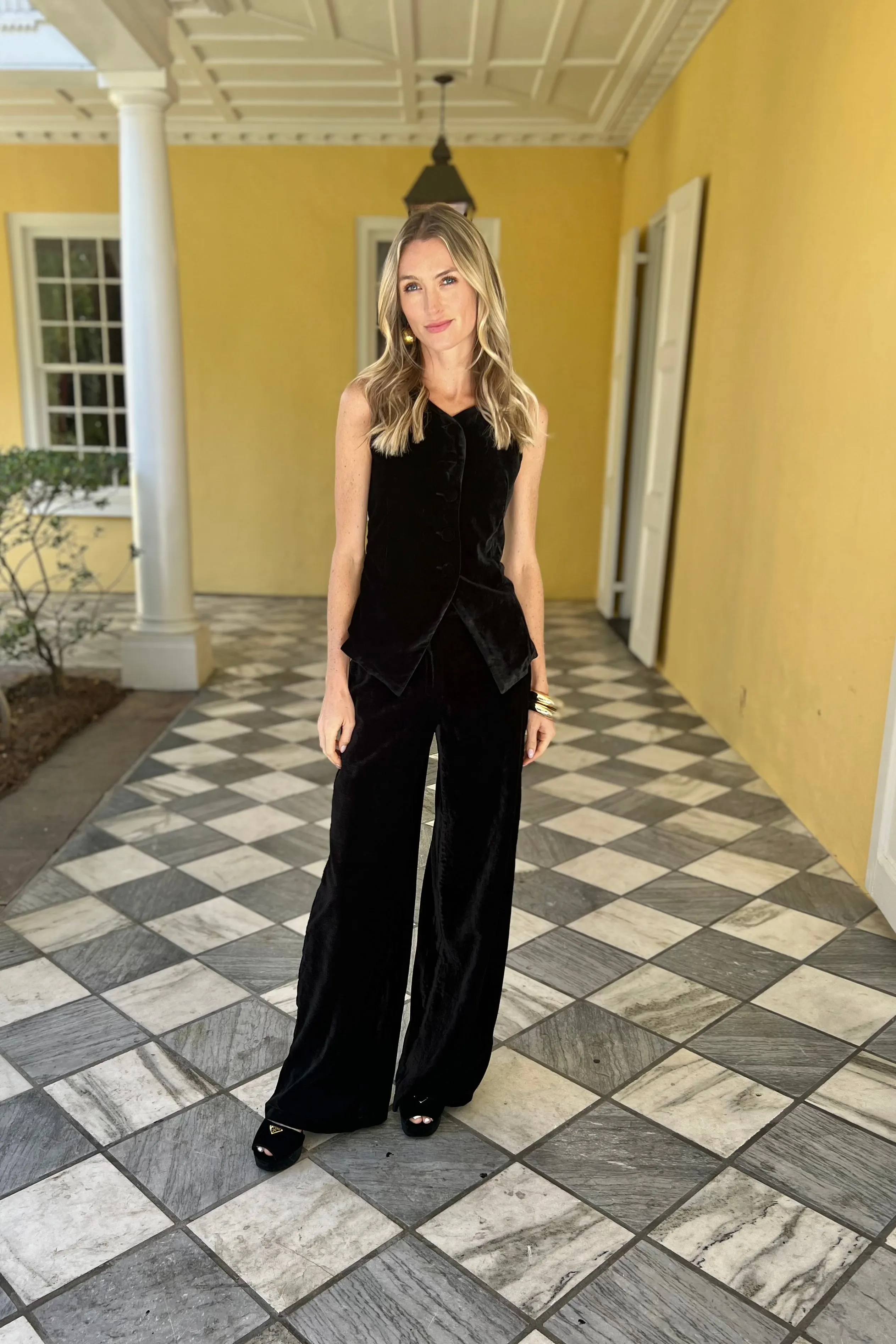 Julia Pant Velvet - Noir sold by Julia Amory product image thumbnail 3