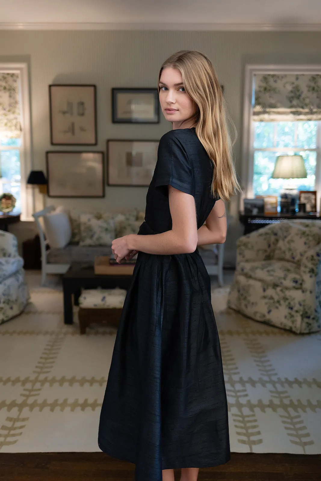 Kate Dress Dupioni - Noir sold by Julia Amory product image thumbnail 5