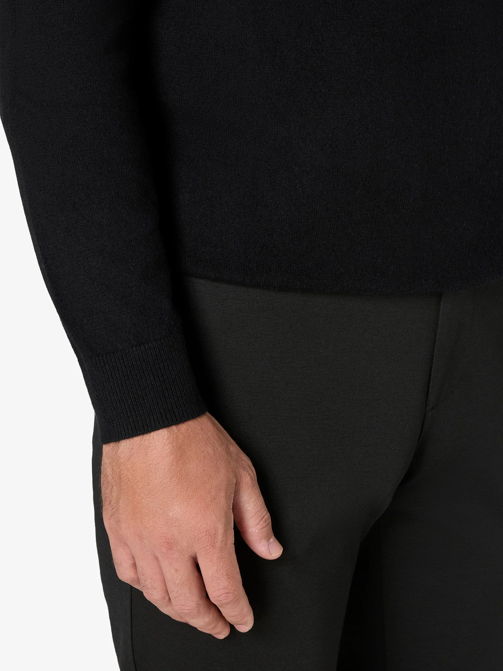 xSweater Cashmere Crewneck - Black sold by xSuit product image thumbnail 3