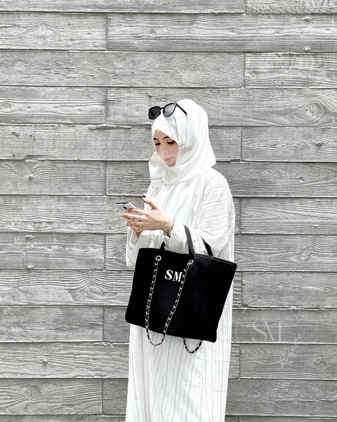 The Lily Canvas Medium - Jet Black with White Initials sold by Lily and Bean product image thumbnail 2