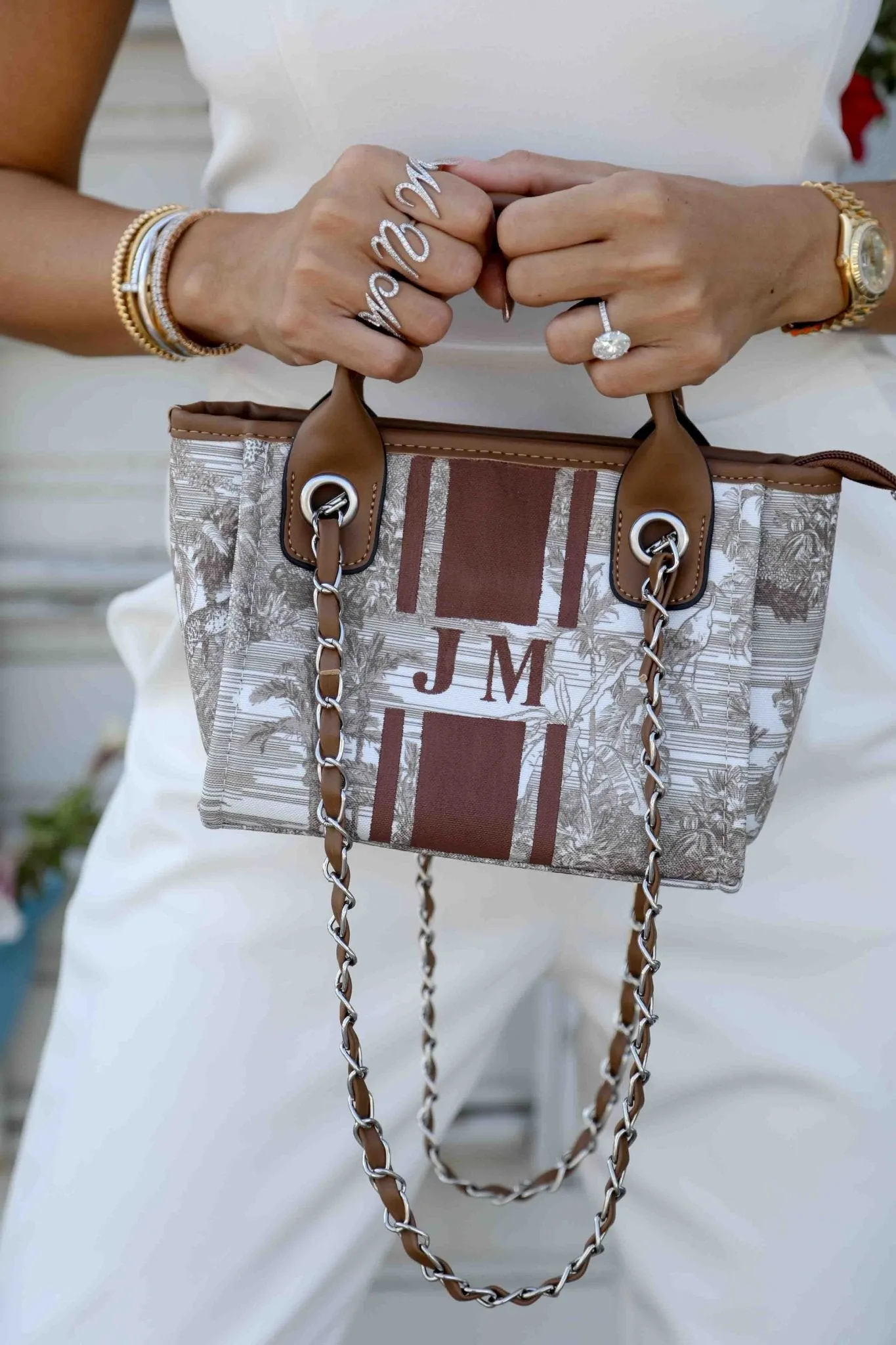 The Lily Canvas Tote - Tropical Beige sold by Lily and Bean product image thumbnail 3