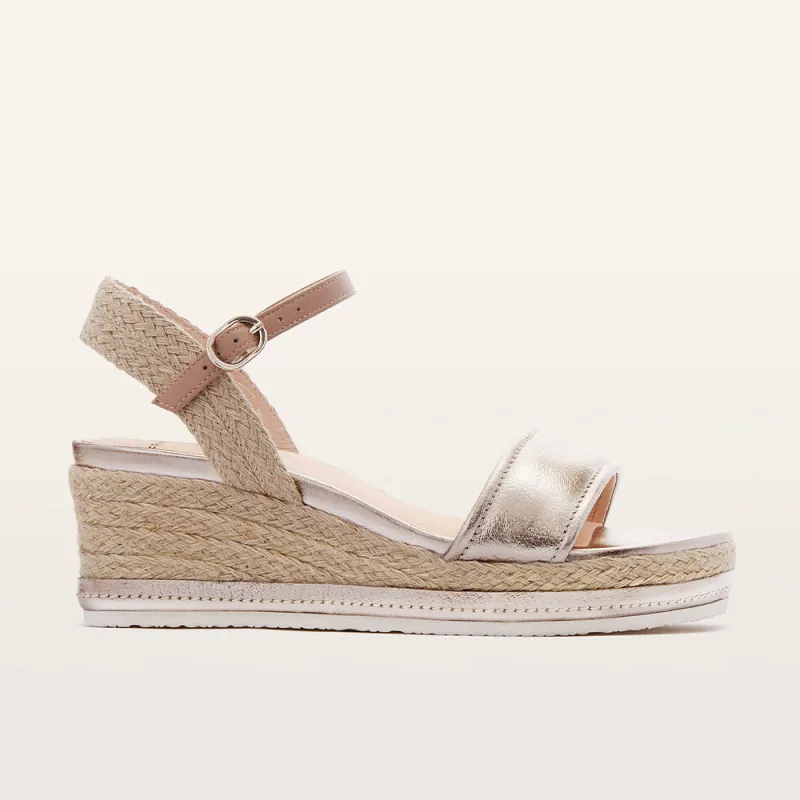 Harris Champagne sold by FRANKIE4