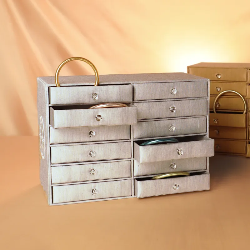 The Sublime Silver Celestia Advent sold by BuDhaGirl