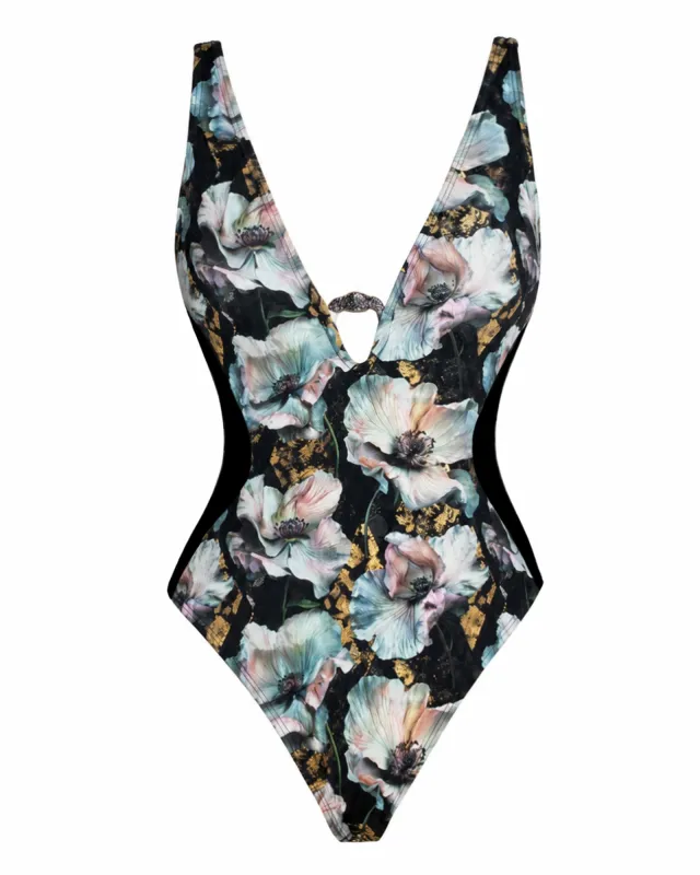 Hi Cut Plungey Triangle - Mystic Poppy made by TA3