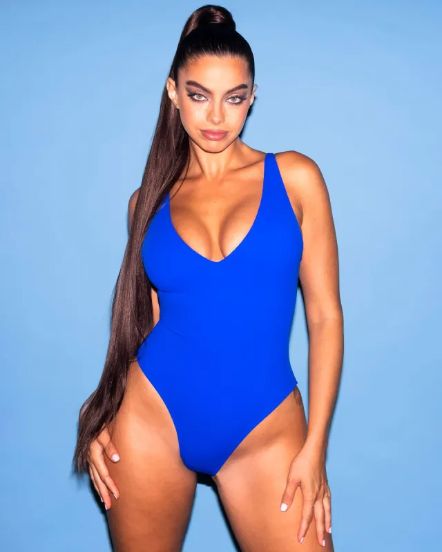 Hi Cut Plungey - Sapphire sold by TA3