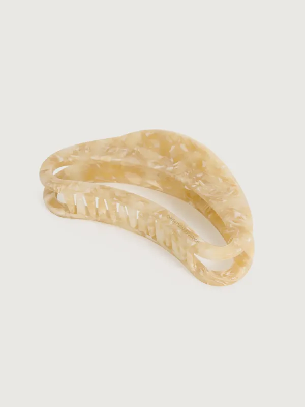 Geometric Hair Claw sold by BERLOOK