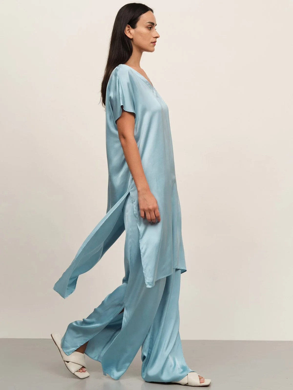 Split Wide Leg Pants sold by BERLOOK product image thumbnail 5