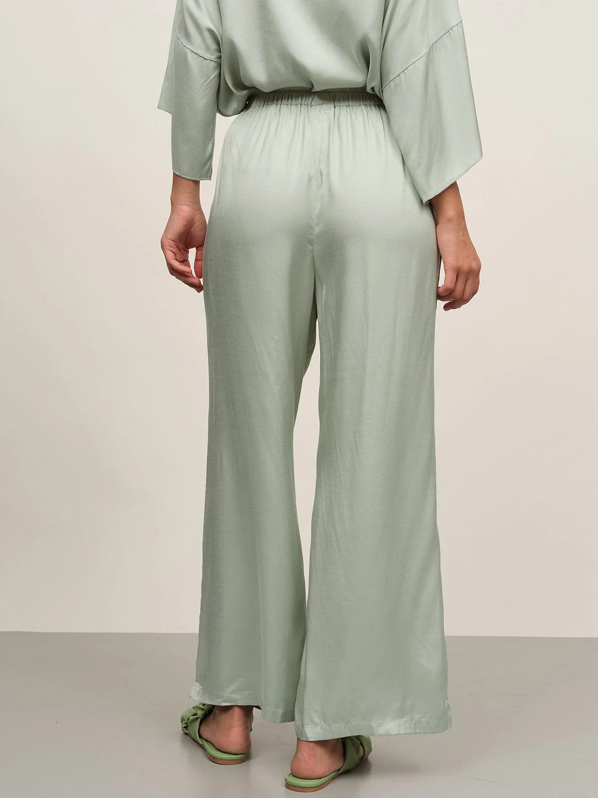 Solid Pocket Straight Pants sold by BERLOOK product image thumbnail 4