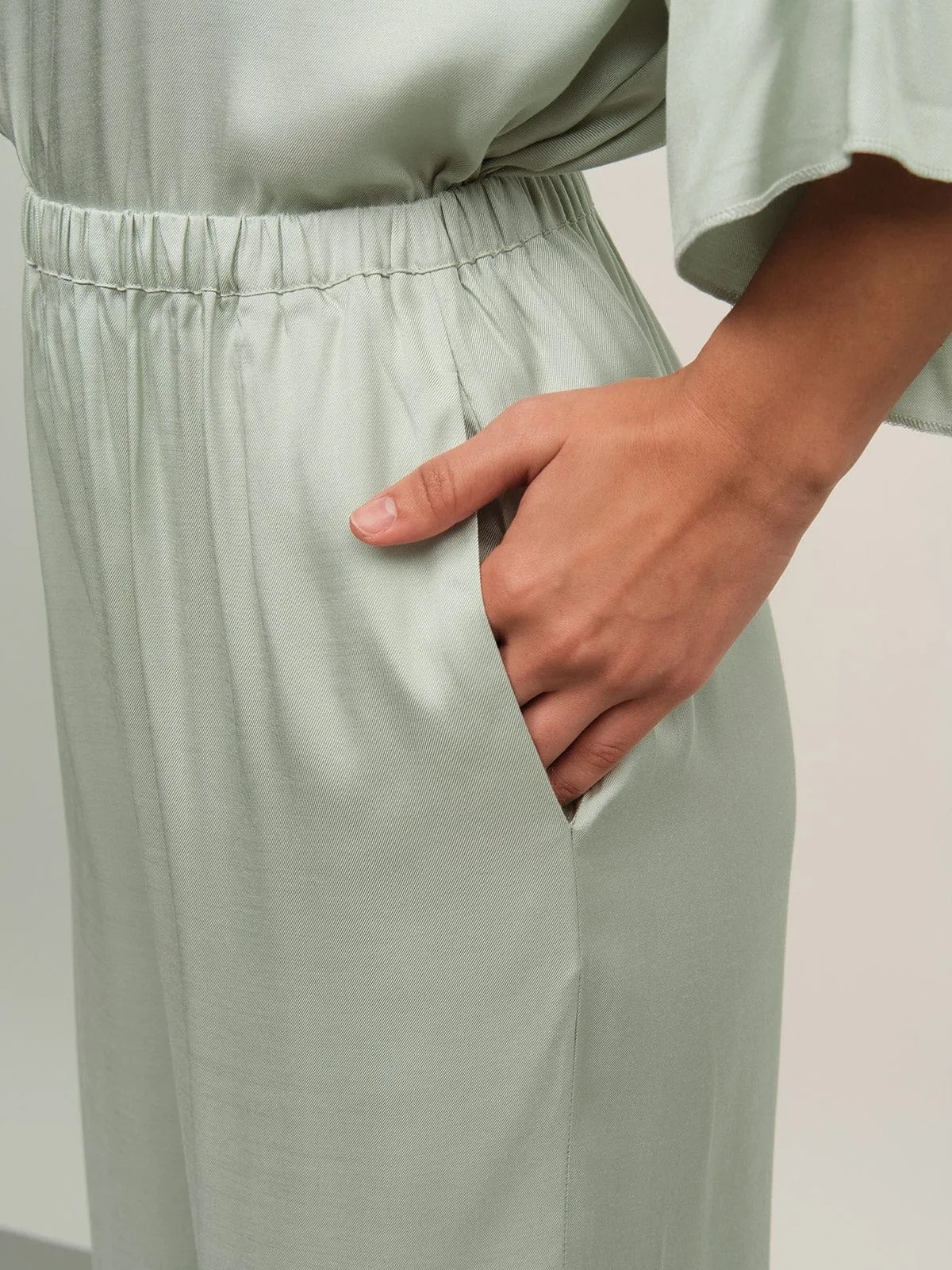 Solid Pocket Straight Pants sold by BERLOOK product image thumbnail 5