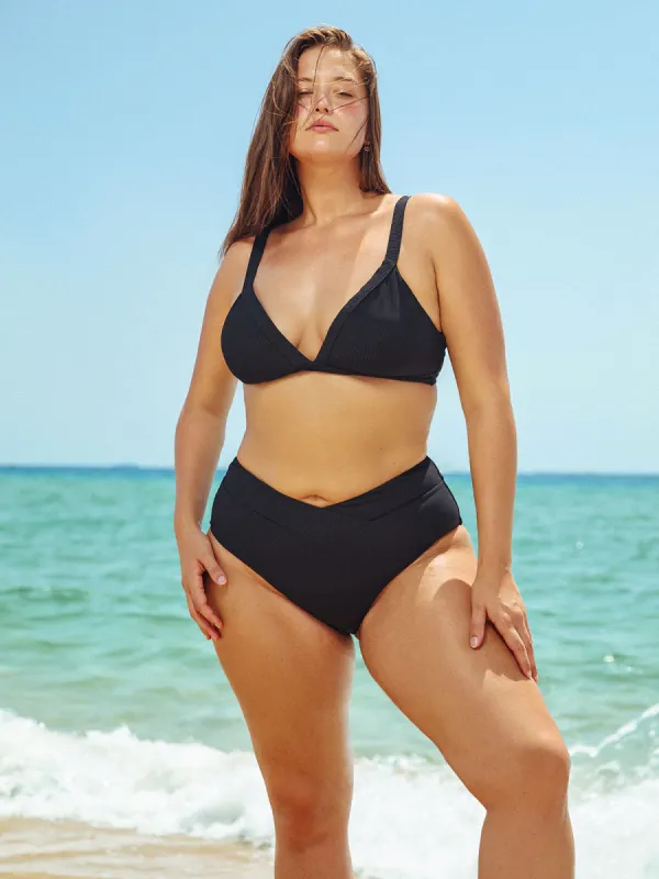 V-Neck Triangle Plus Size Bikini Top sold by BERLOOK