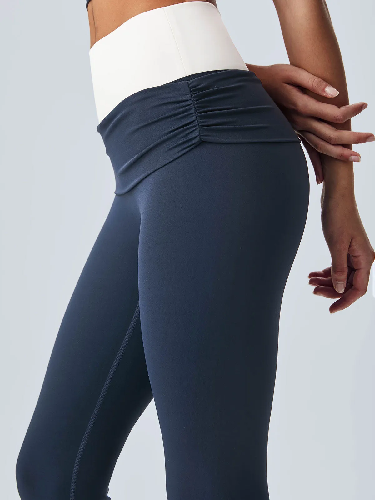 Navy Contrast High Waisted Leggings 24" sold by BERLOOK product image thumbnail 5
