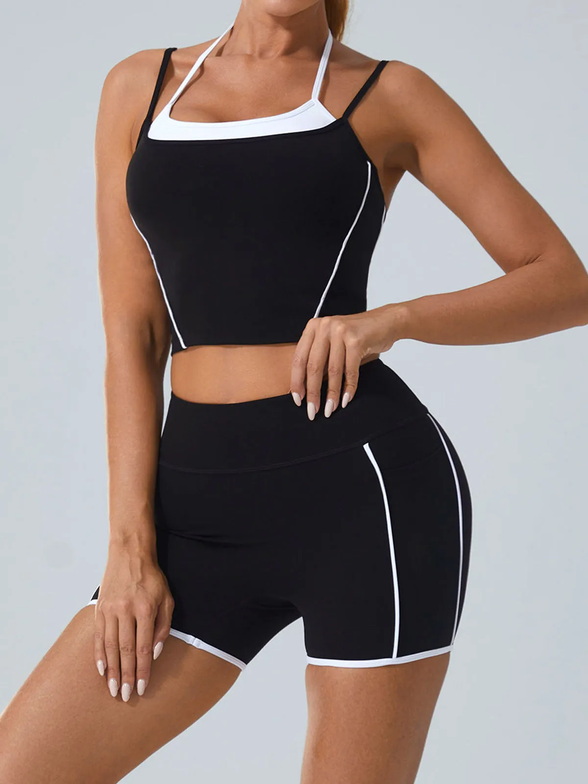 Black Contrast Line Pockets Shorts 5" sold by BERLOOK product image thumbnail 3