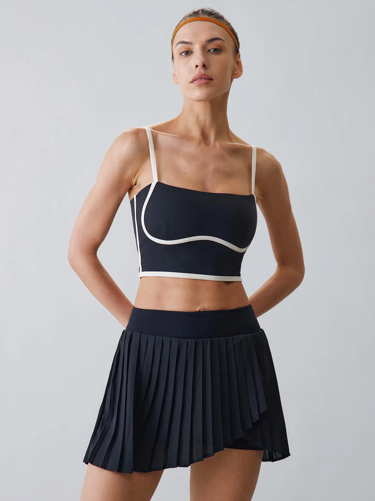 Black Contrast Sports Bra - Light Support sold by BERLOOK