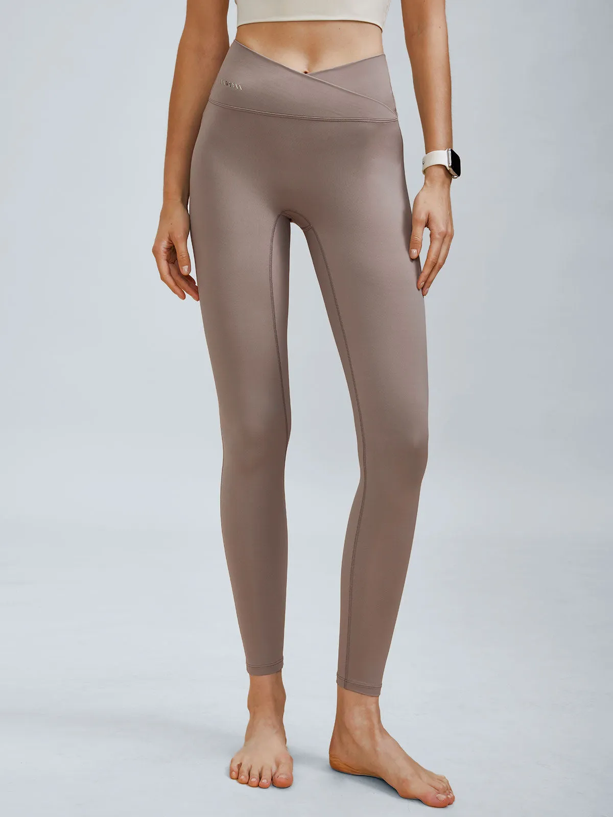 Khaki V-Waist Leggings 26" sold by BERLOOK product image thumbnail 2