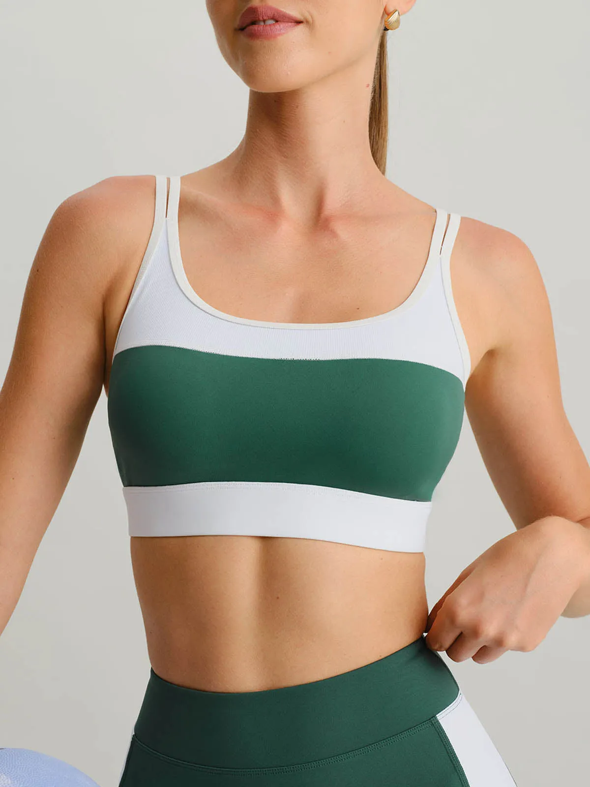 Green Contrast Twist Sports Bra sold by BERLOOK product image thumbnail 2