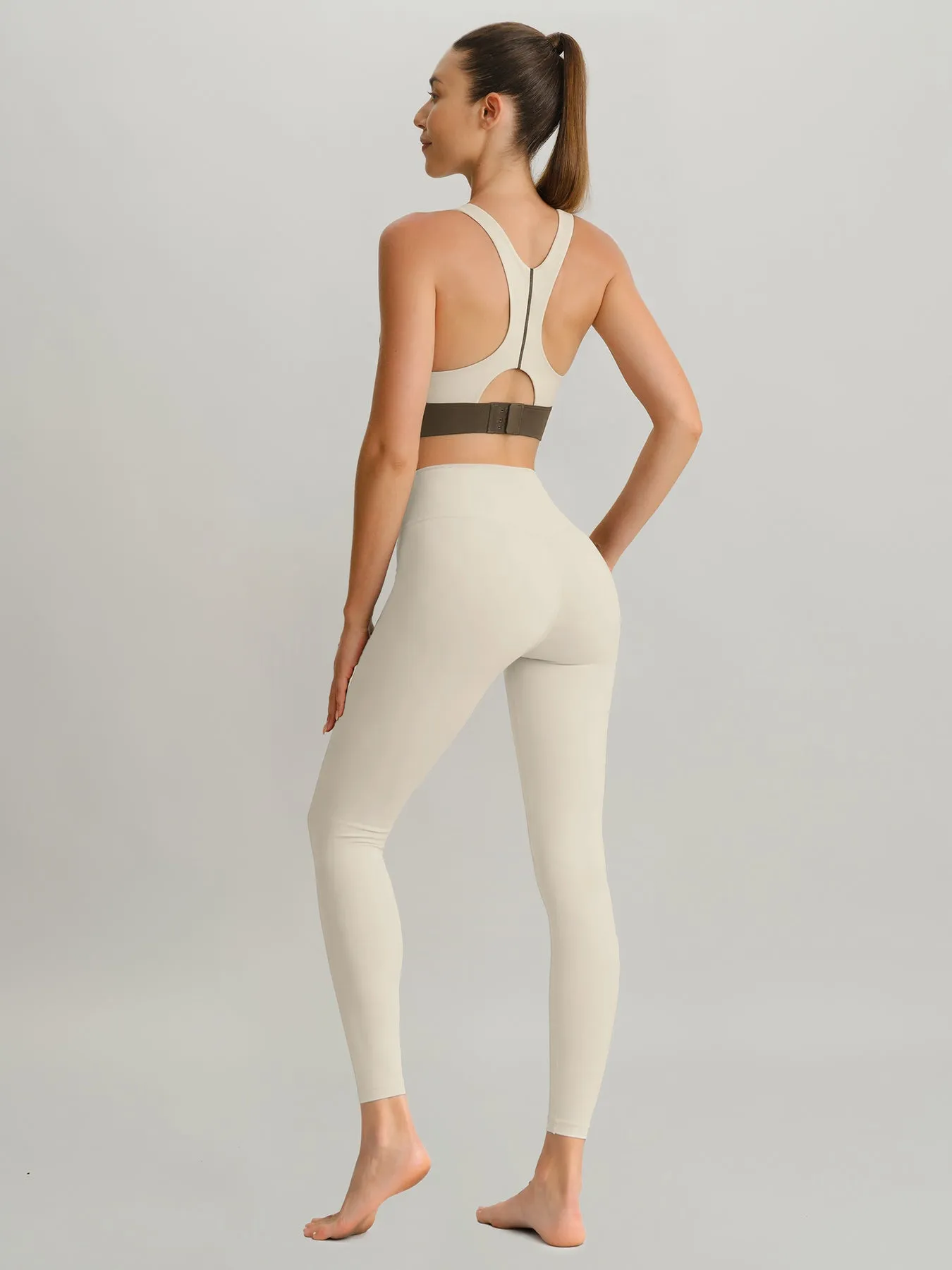 Off White Contrast I-back Sports Bra - Light Support sold by BERLOOK product image thumbnail 2