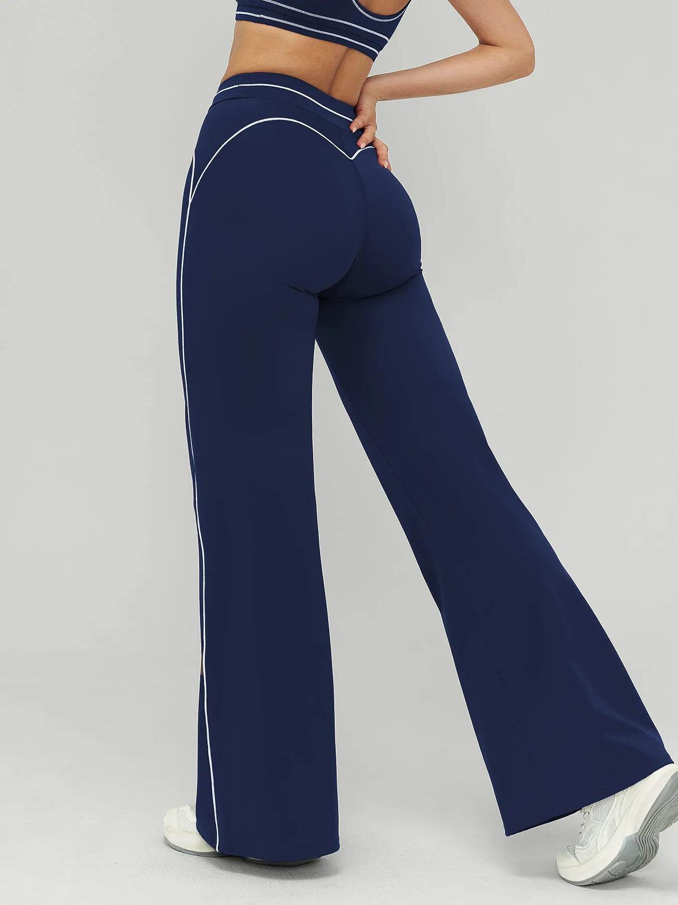 Navy Contrast Stitch High-Waisted Workout Pants sold by BERLOOK product image thumbnail 2