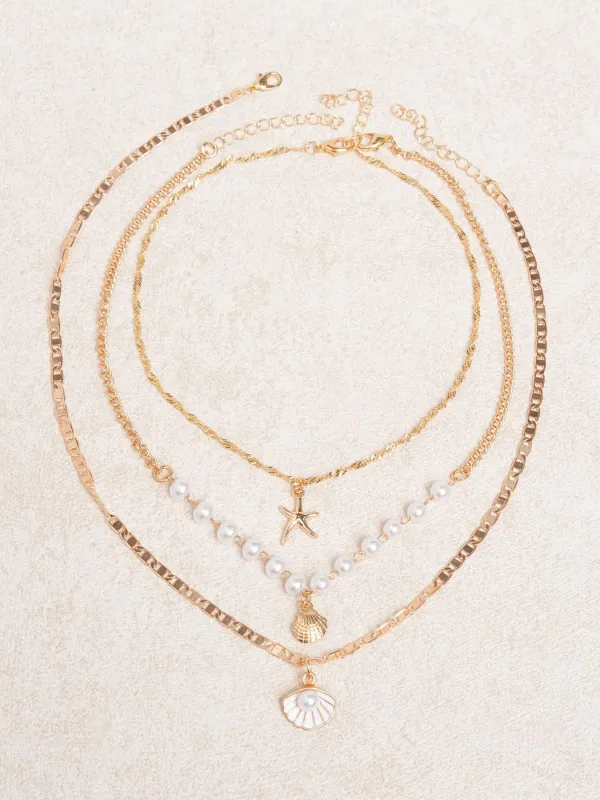 Gold Retro Seashell Pearl Layered Necklace made by BERLOOK
