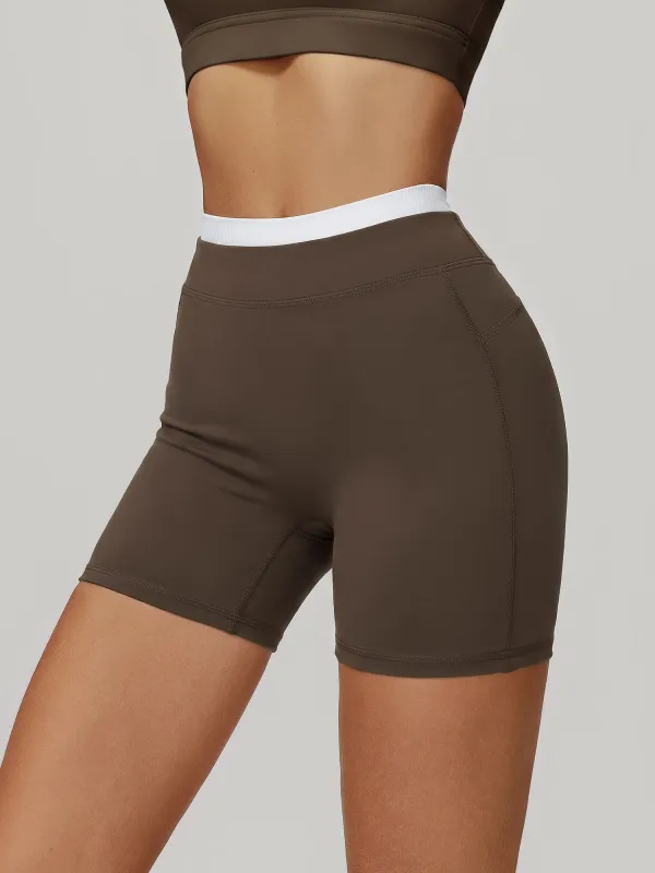 Coffee High-Waist Contrast Shorts 4" made by BERLOOK