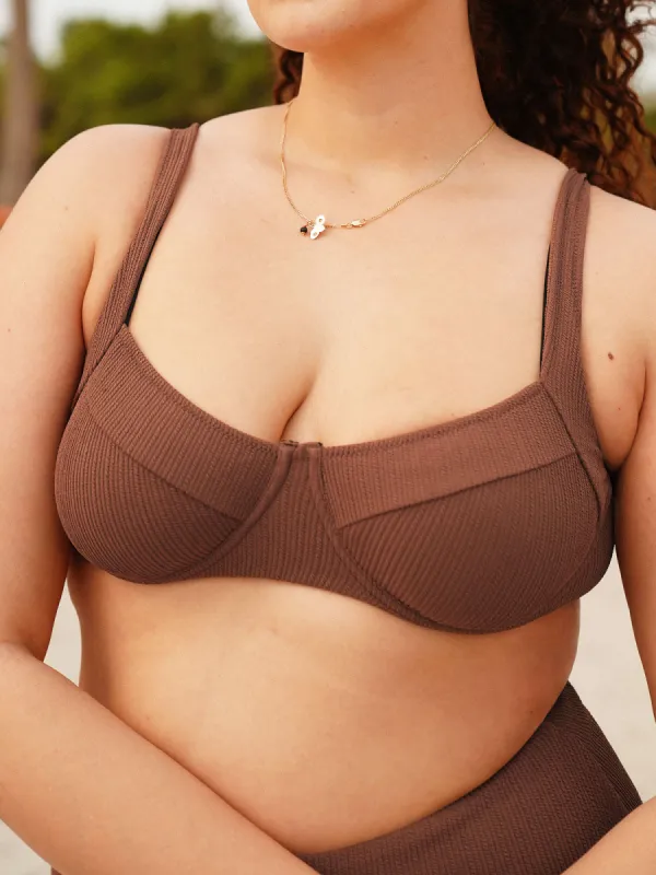 Solid Backless Underwire Plus Size Bikini Top sold by BERLOOK