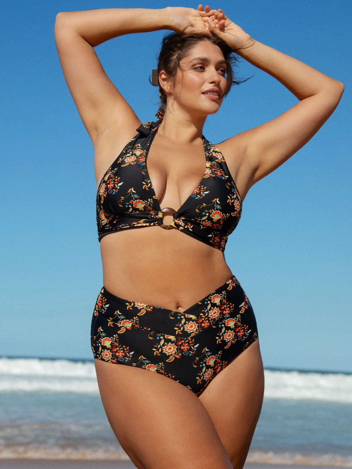 Black V-Cut Floral Plus Size Bikini Bottom sold by BERLOOK product image thumbnail 5