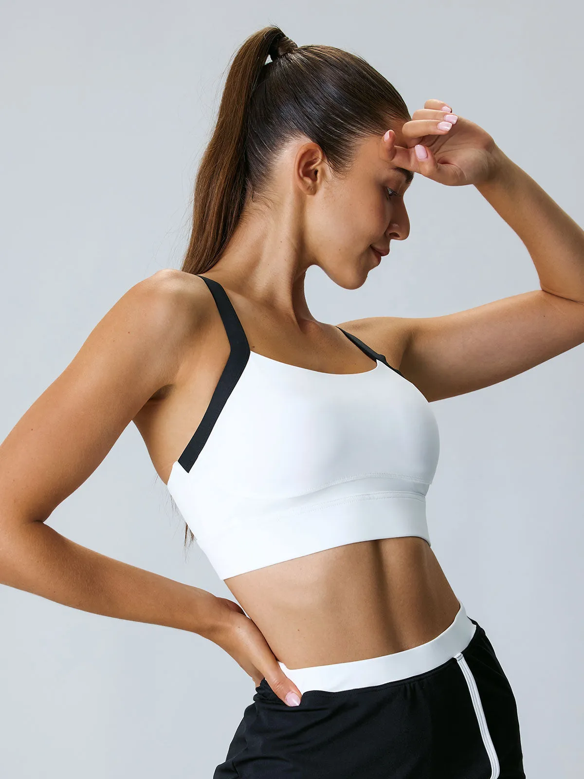 White Contrast Strap Sports Bra sold by BERLOOK product image thumbnail 5