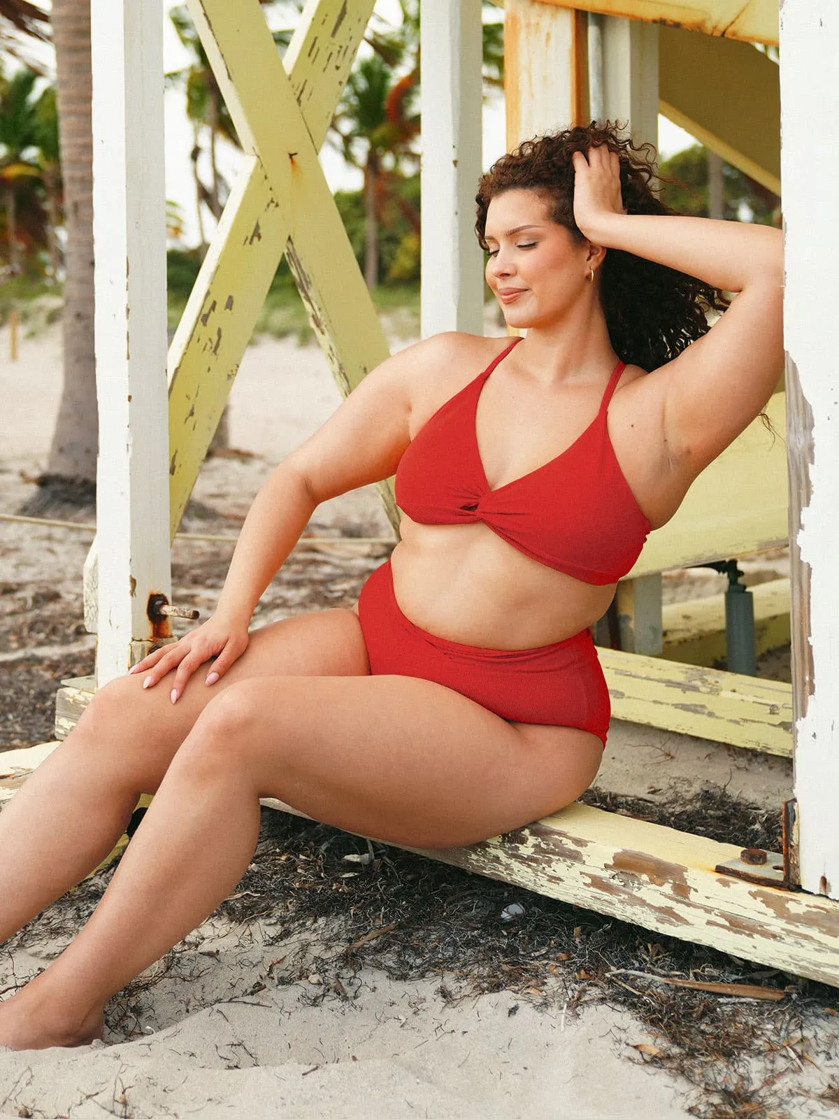 Red Twist Front Plus Size Bikini Top sold by BERLOOK product image thumbnail 4