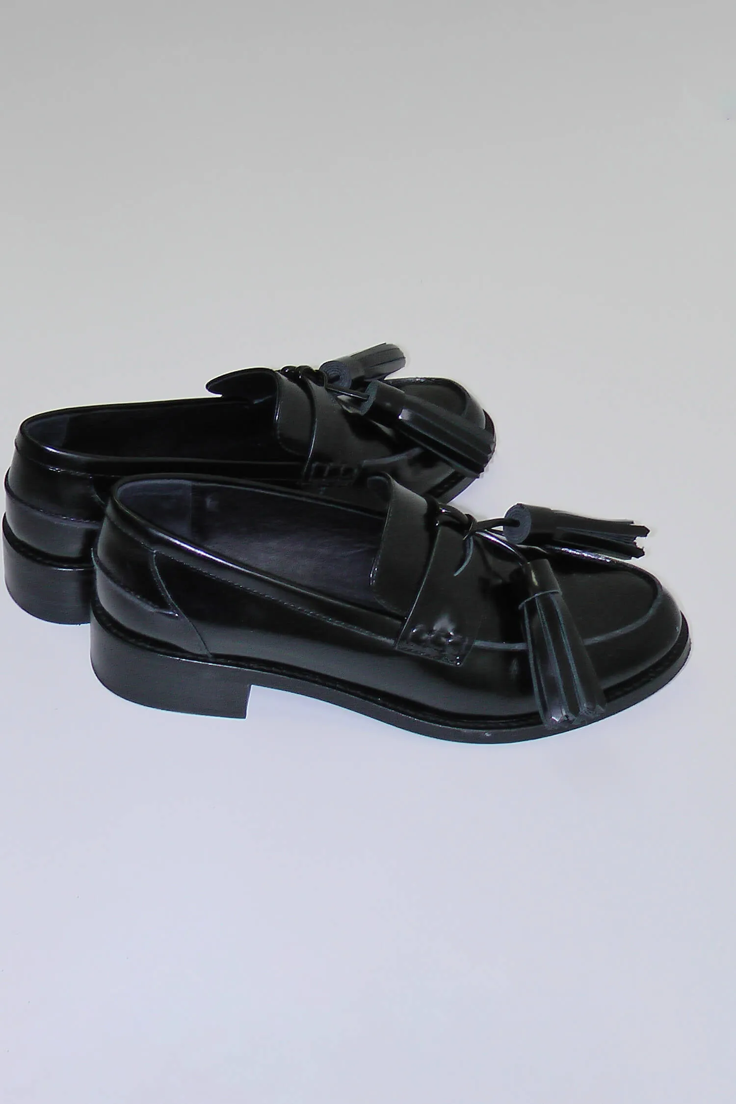 Neighbor Loafer sold by FIND ME NOW product image thumbnail 4