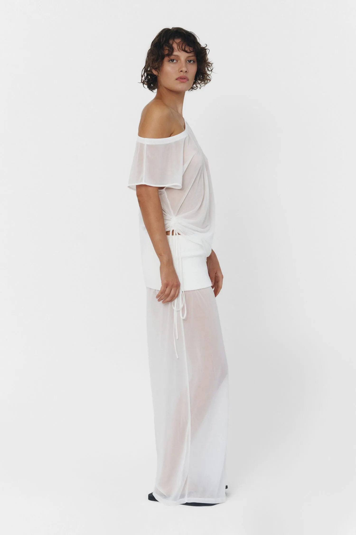 BRISA TOP IN WHITE sold by FIND ME NOW product image thumbnail 3