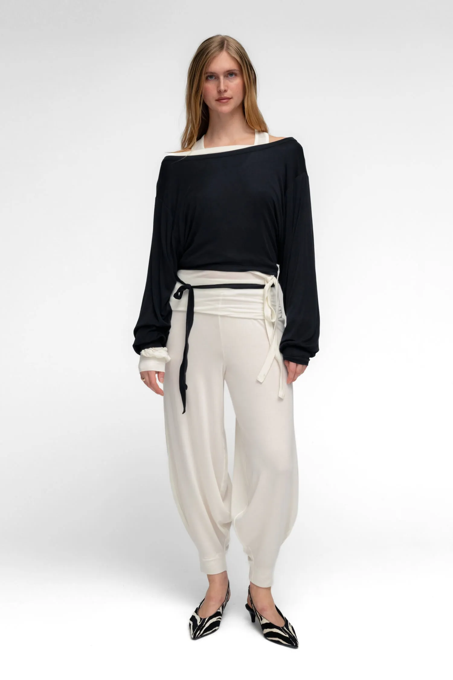 BALLERINA TIE TOP IN CHARCOAL sold by FIND ME NOW product image thumbnail 3