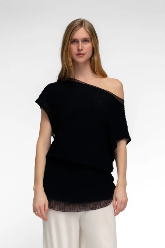 BEATRIZ TUNIC IN BLACK made by FIND ME NOW